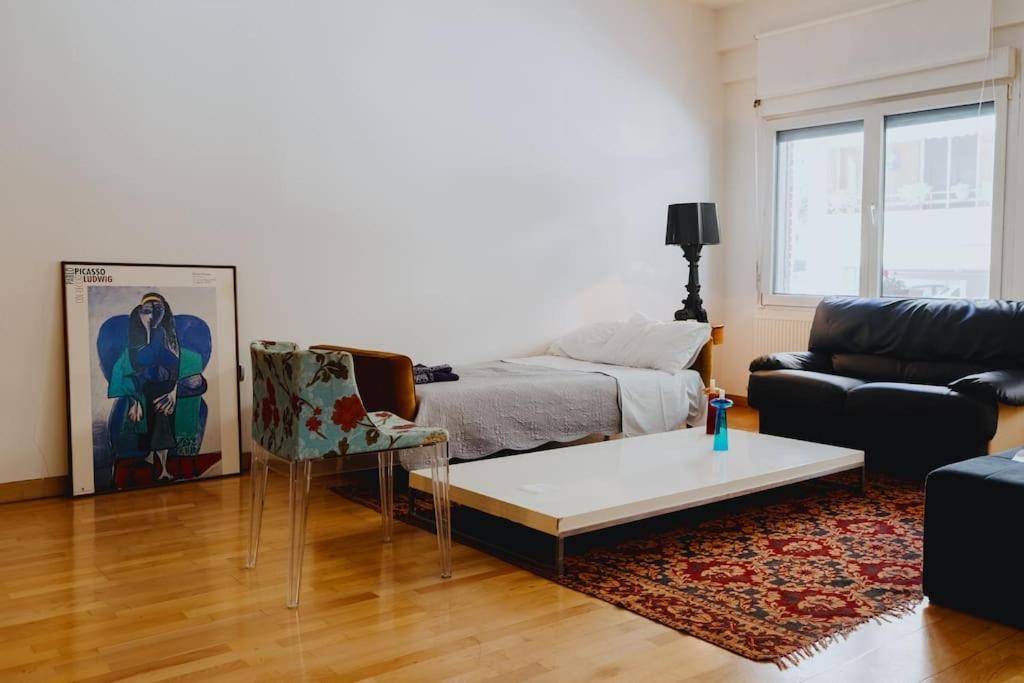 Cosy & Spacious Central Apartment Komotiní Extérieur photo